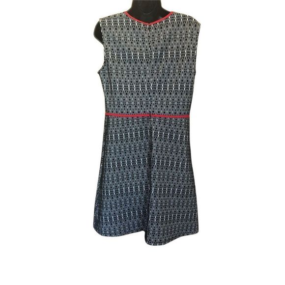 THML Black and White Diamond Pattern Dress - size Large - Picture 2 of 3